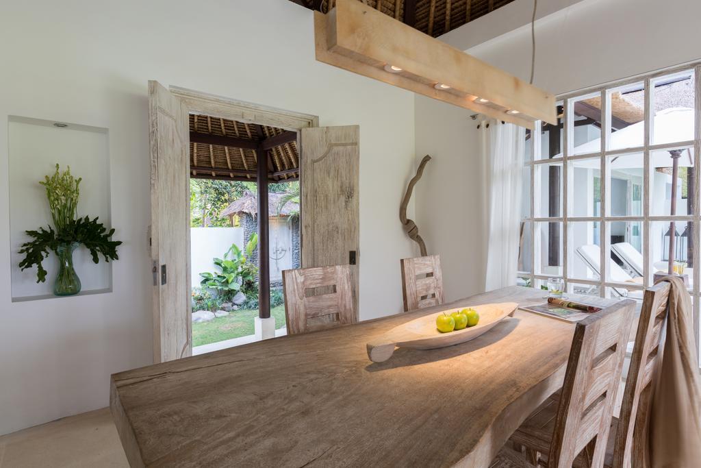 New Moon Villa อูบุด ภายนอก รูปภาพ